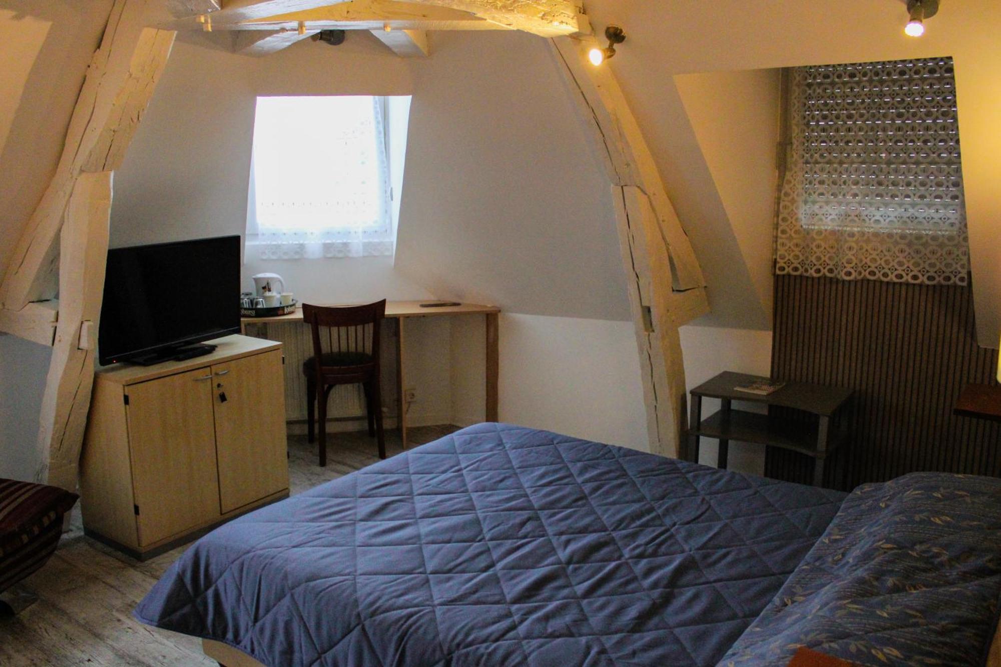Chambres D'Hotes Du Colvert Forges-les-Eaux Ngoại thất bức ảnh