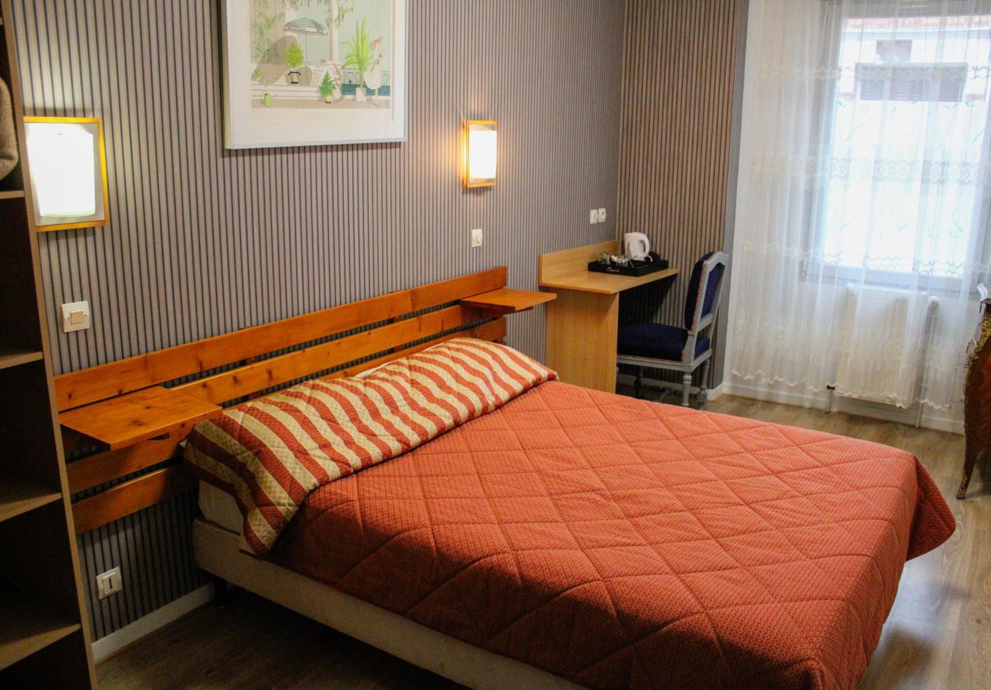 Chambres D'Hotes Du Colvert Forges-les-Eaux Ngoại thất bức ảnh